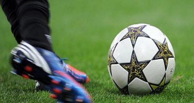 football.thumb.jpg.7e1d41f7e759c71319c0da61fdd97c62.jpg